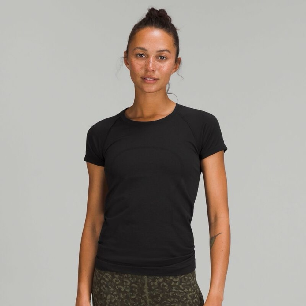 Lululemon Swiftly Tech Short Sleeve Shirt